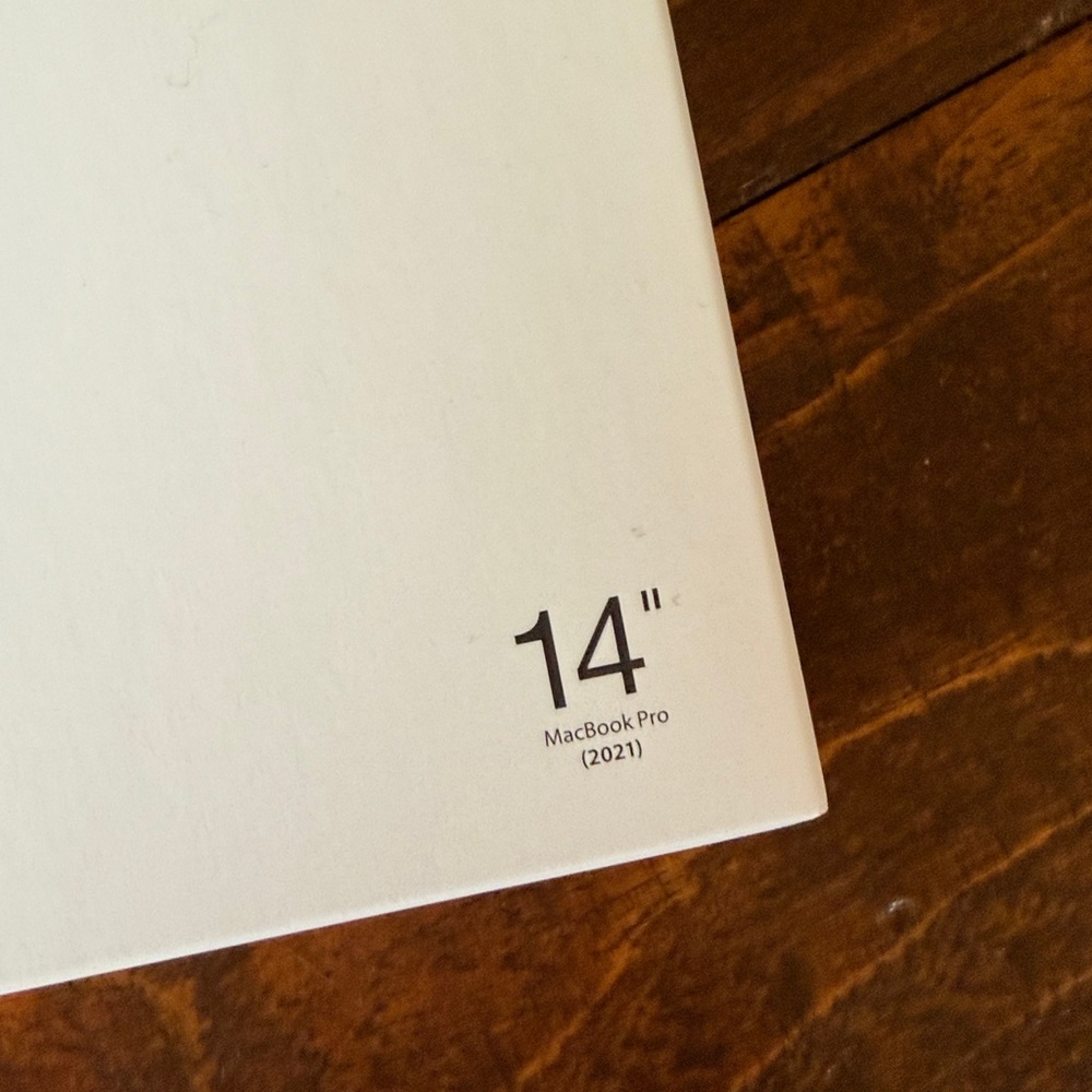 MacBook Pro hard shell case - Picture 4 of 5